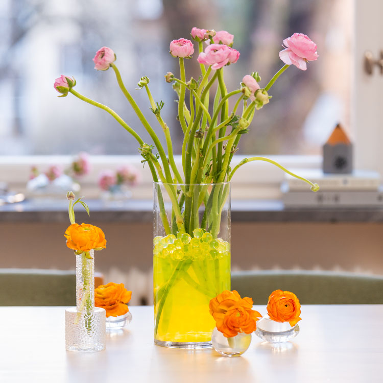 Vesihelmet, Keltainen