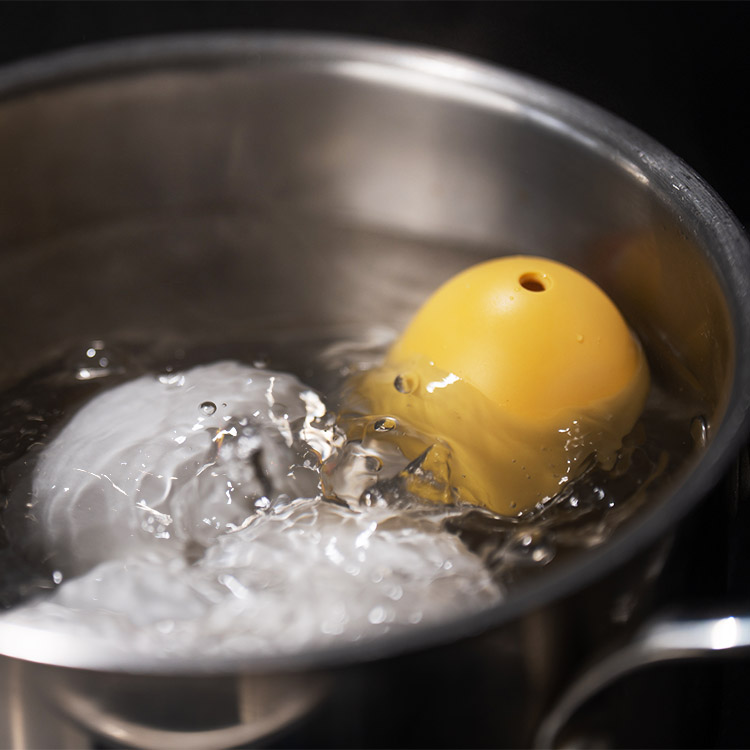 Musiikkia soittava munakello, Original