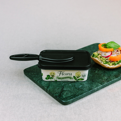 Brelock, kansi voiveitsellä, 400 g Musta