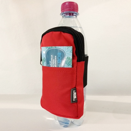 Pussi vesipullolle, Punainen