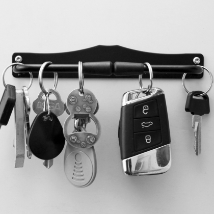 Älykäs ripustin, Small Musta