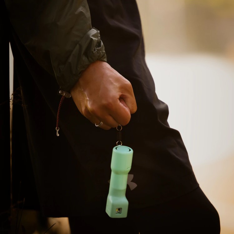 Turvasumutin GPS-toiminnolla, Plegium Smart Mintunvihreä