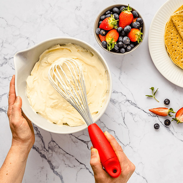 Kokoontaitettava pallovispilä, Punainen