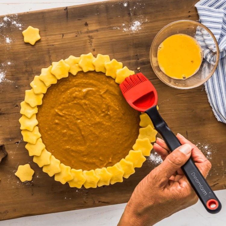 Pullasuti kauhalla, Punainen