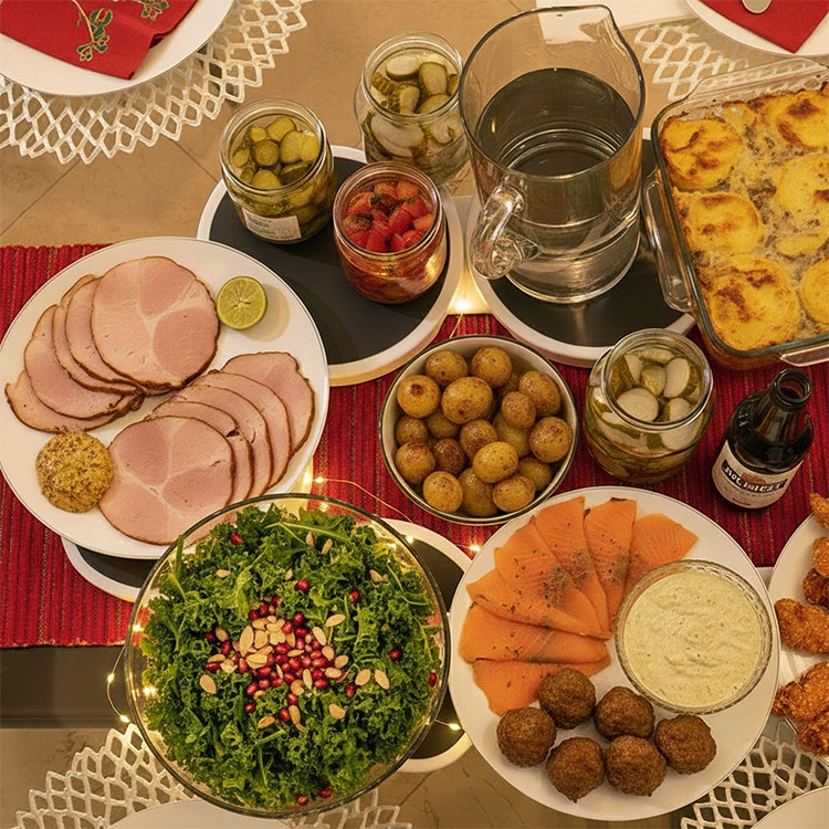 Pyörivä tarjoilulinjasto