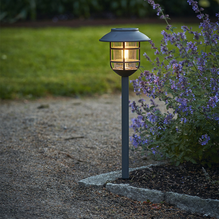 Aurinkokennokäyttöinen käytävävalaisin, Filippa 50 cm