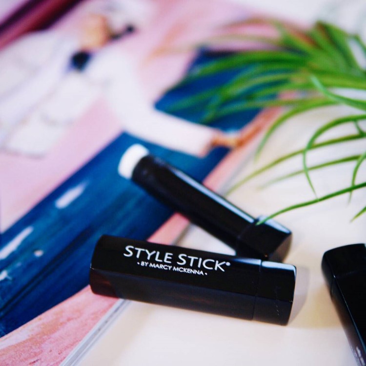 Tekstiililiima, The Style Stick