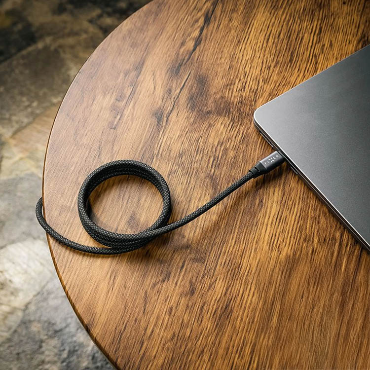 Magneettinen USB-C-kaapeli