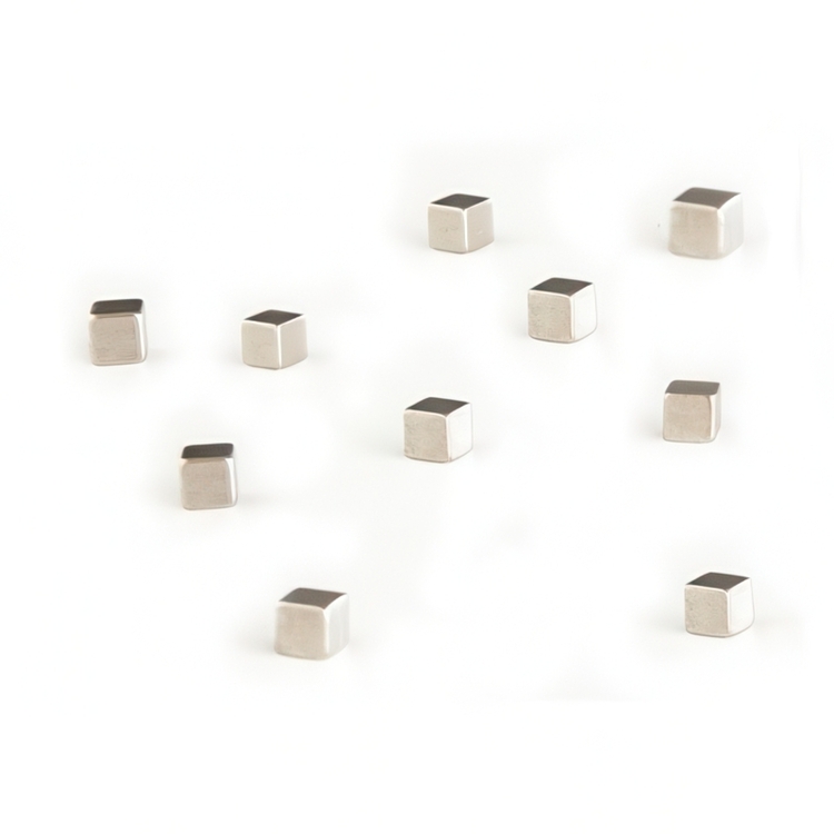 Minimagneettikuutio 10 kpl, hopea