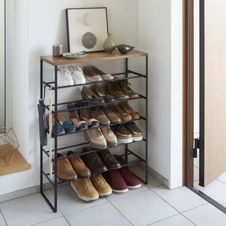 Kenkähylly hyllytasolla, Yamazaki