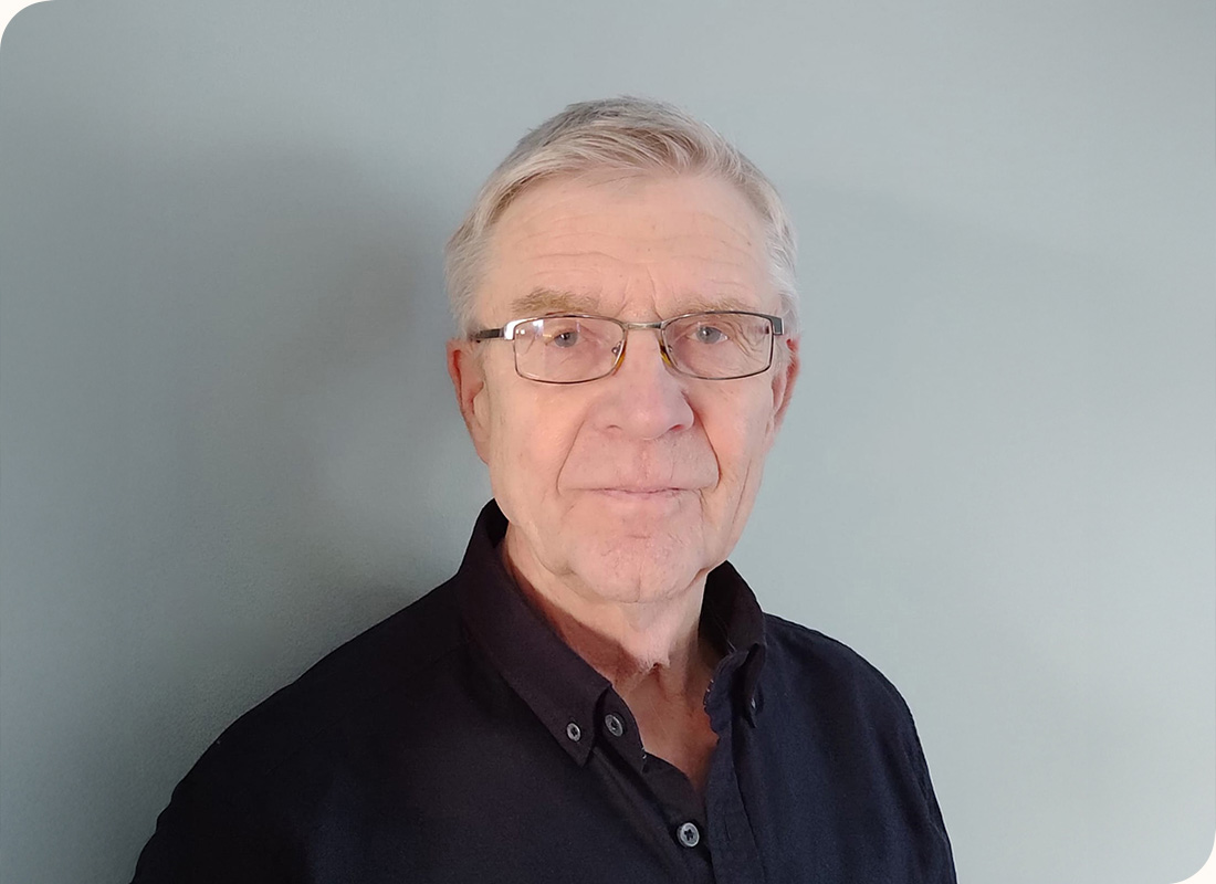 Kannettava voiteluteline maastohiihtosuksille