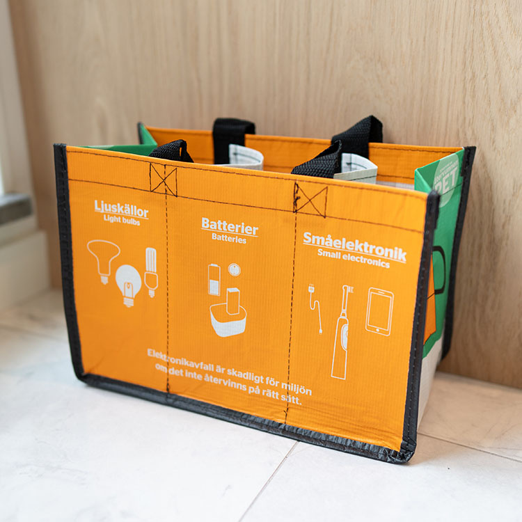 Jätelajittelukassi elektroniikalle ryhmässä Koti / Ympäristöystävälliset tuotteet / Jätelajittelu @ SmartaSaker.se (12731)