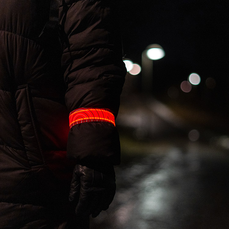 Ladattava LED-heijastinnauha slapwrap ryhmässä @ SmartaSaker.se (13381)