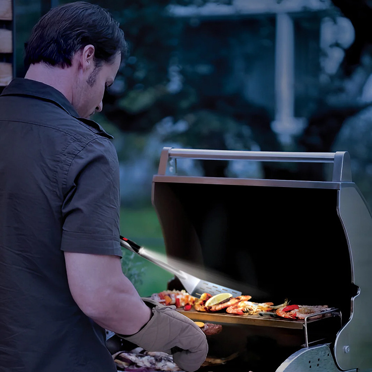 Lampullinen grillausväline ryhmässä Koti / Grillaustarvikkeet @ SmartaSaker.se (14139)