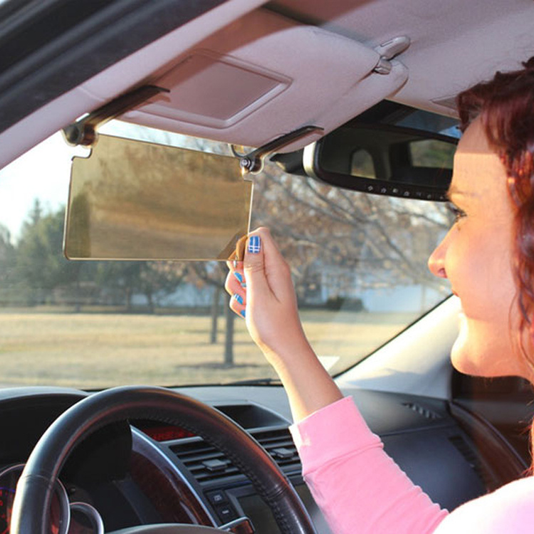 Aurinkosuoja autoon ryhmässä Ajoneuvot / Auton lisävarusteet @ SmartaSaker.se (11625)