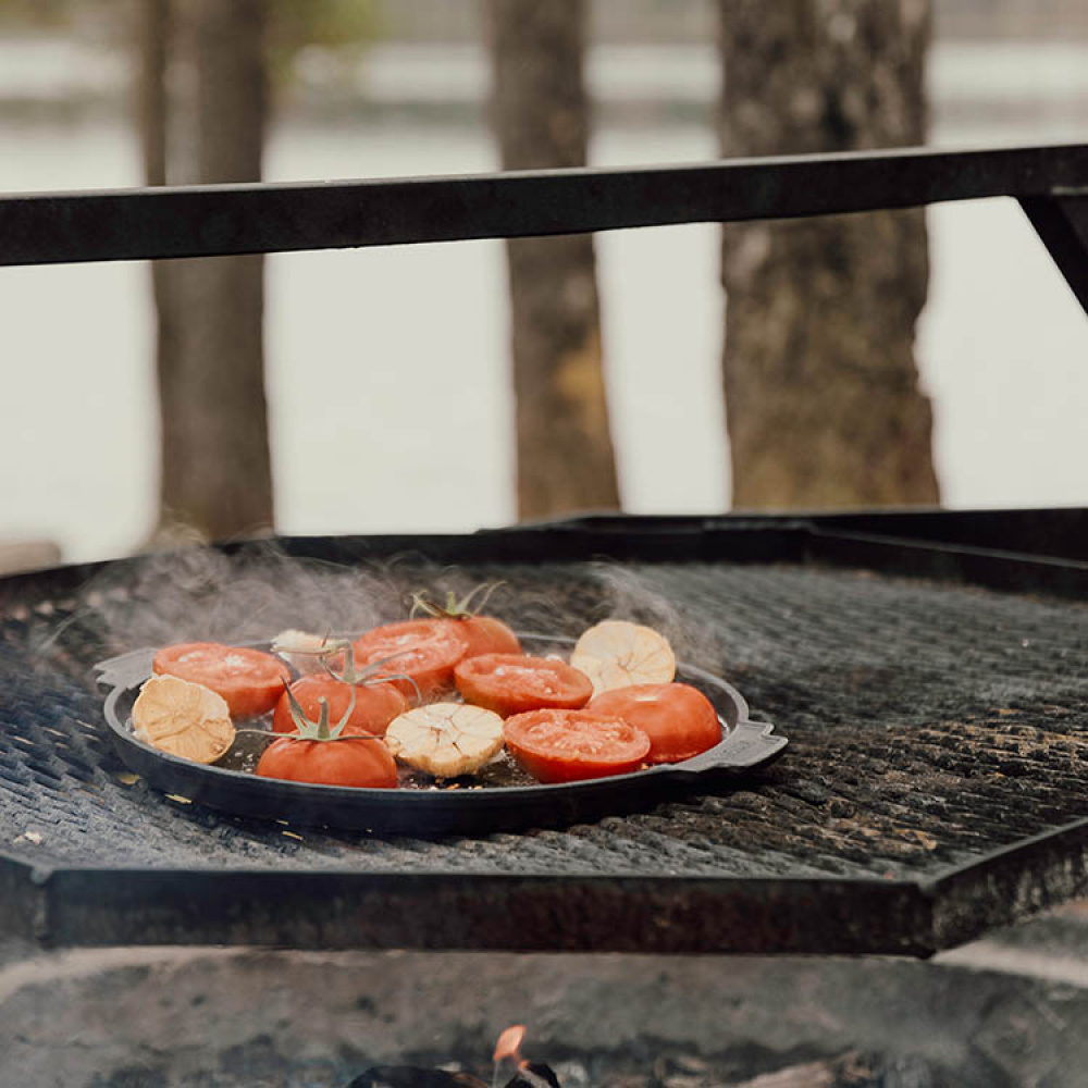 Valurautapannu grilliin ryhmässä Koti / Grillaustarvikkeet @ SmartaSaker.se (12659)