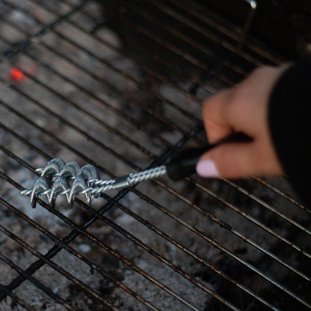 Ruostumattomasta teräksestä valmistettu grilliharja ryhmässä Koti / Grillaustarvikkeet @ SmartaSaker.se (13247)