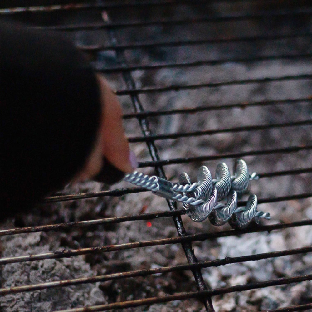 Ruostumattomasta teräksestä valmistettu grilliharja ryhmässä Koti / Grillaustarvikkeet @ SmartaSaker.se (13247)