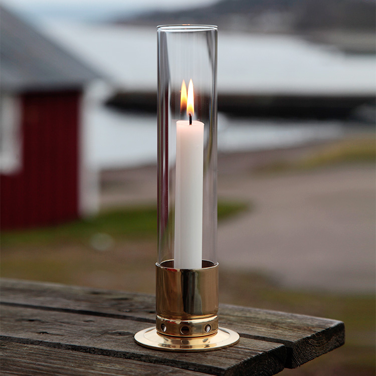 Kynttilänjalka tuulisuojalla ryhmässä Valaistus / Kynttilänjalat ja tarvikkeet @ SmartaSaker.se (13460)
