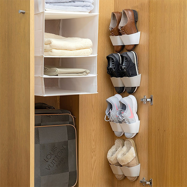 Itsekiinnittyvä kenkäsäilytys 4 kpl ryhmässä Vapaa-aika / Korjaaminen & rakentelu / Kengänhoito @ SmartaSaker.se (13570)