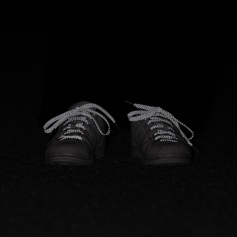 Heijastavat kengännauhat ryhmässä Turvallisuus / Heijastimet @ SmartaSaker.se (13919)