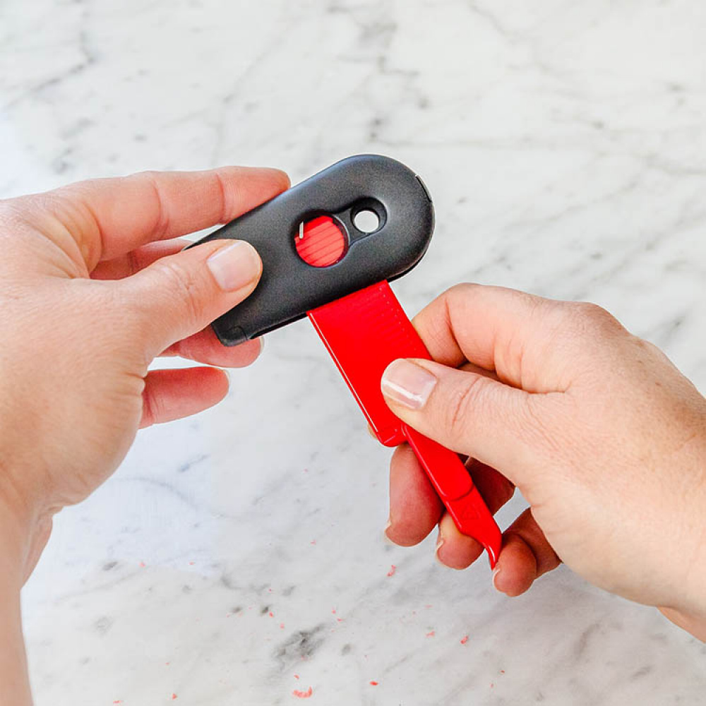 Teroittimella varustettu monitoimikaavin ryhmässä Koti / Siivous & kodinhoito @ SmartaSaker.se (14355)