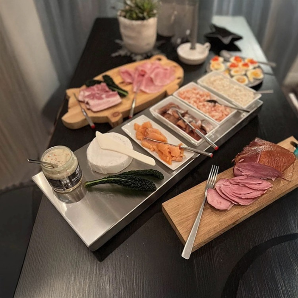 Ruostumattomasta teräksestä valmistettu jäähdytysalusta ryhmässä Koti / Keittiötarvikkeet / Keittiövarusteet @ SmartaSaker.se (14425)