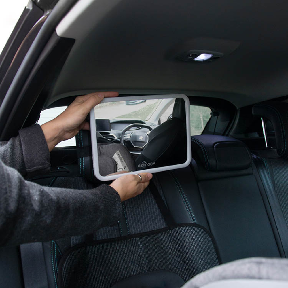 LED-peili lasten turvaistuimelle ryhmässä Ajoneuvot / Auton lisävarusteet @ SmartaSaker.se (14616)