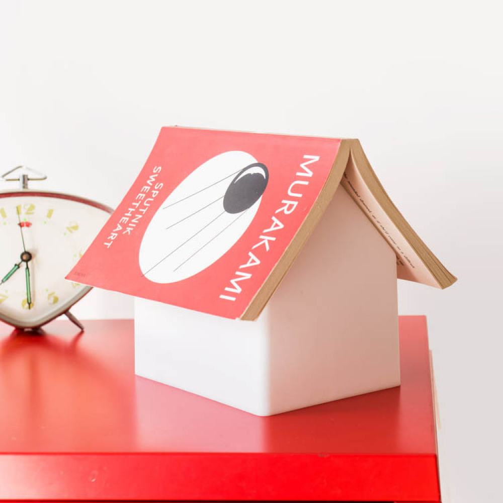 Kirjateline lampulla ryhmässä Vapaa-aika / Lukeminen @ SmartaSaker.se (14640)