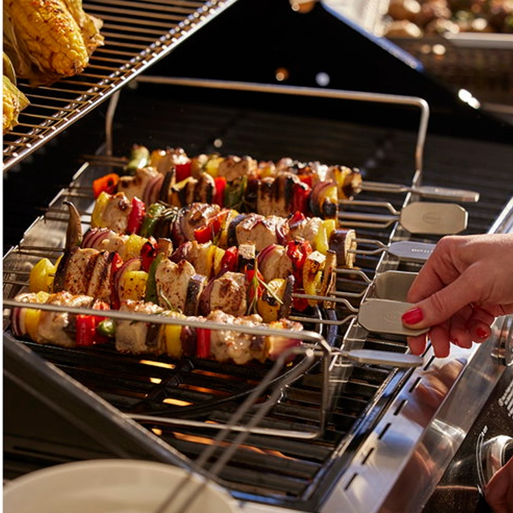 Grillivartaat telineellä ryhmässä Koti / Grillaustarvikkeet @ SmartaSaker.se (14937)