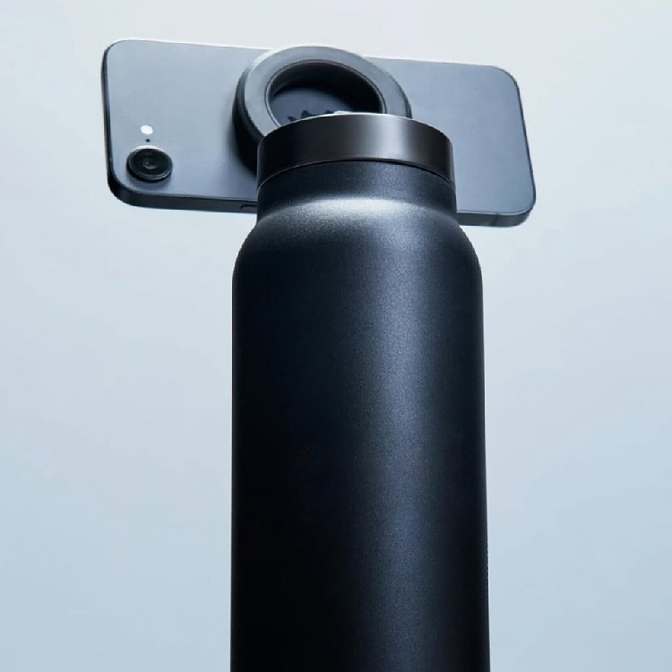 Juomapullo puhelintelineellä, Cambottle ryhmässä Vapaa-aika / Ulkoilmaelämä / Ulkoiluvälineet @ SmartaSaker.se (14974)