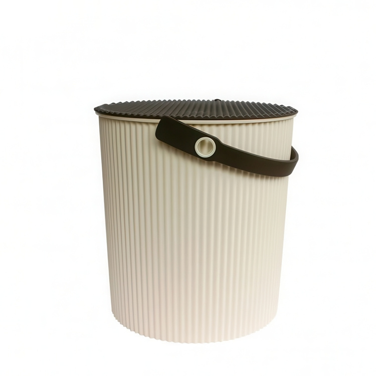Omnioutil-ämpäri kannella 20 l, beige/ruskea ryhmässä Säilytys / Varastointi- ja autotallivarasto / Korjeja ja ämpäreitä @ SmartaSaker.se (41112)