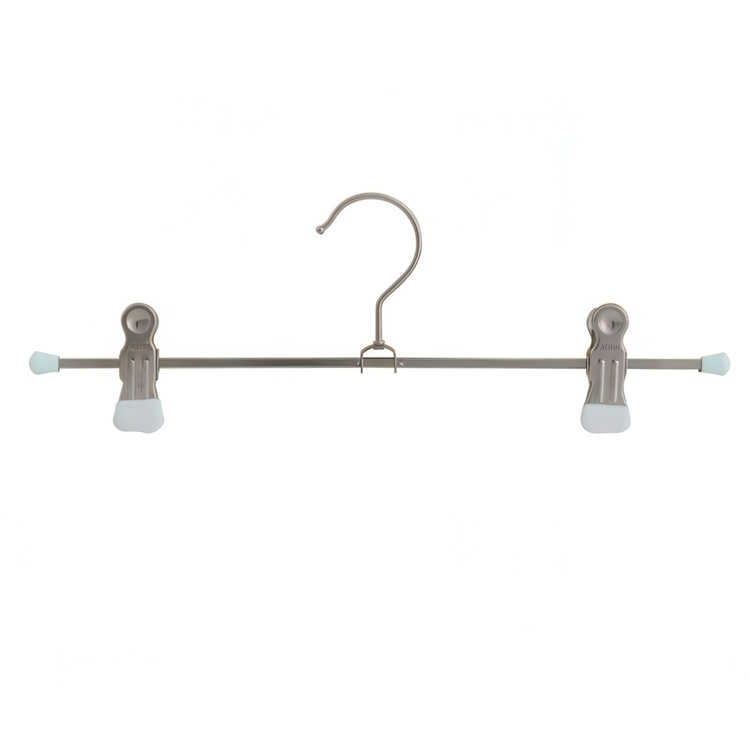 Metallinen hameenripustin, 30 cm, valkoinen ryhmässä Säilytys / Vaatekaappivarasto / Vaateripustimet ja henkari @ SmartaSaker.se (41357)