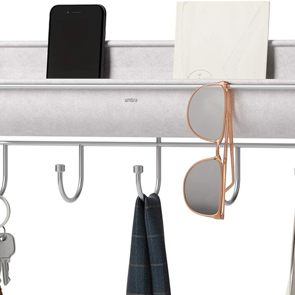 Koukkurivi säilytystilalla, UMBRA HAMMOCK ORGANIZER, 41,5 x K 18 cm Vaaleanharmaa ryhmässä Säilytys / Eteistallennus / Koukut ja ripustimet @ SmartaSaker.se (41567)