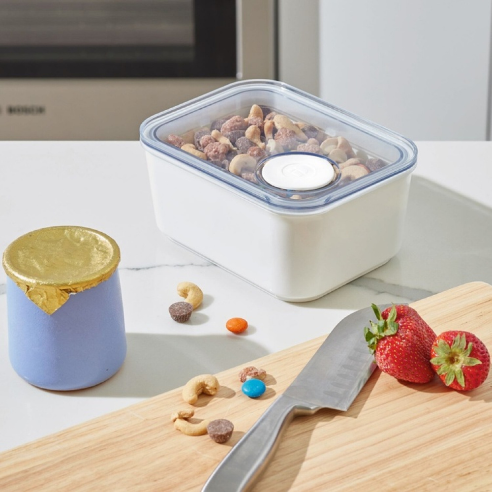 Säilytyspurkki kippikannella 1,5 l, iDesign ryhmässä Säilytys / Keittiön säilytys / Säilytysvuokot @ SmartaSaker.se (41707)