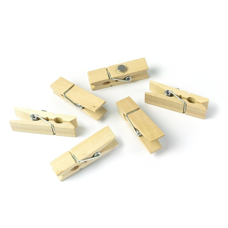 Magneettipyykkipoika 6 kpl, puuta ryhmässä Säilytys / Magnetit ja itsekiinnittyvät / Magnettivarastointi @ SmartaSaker.se (41975)
