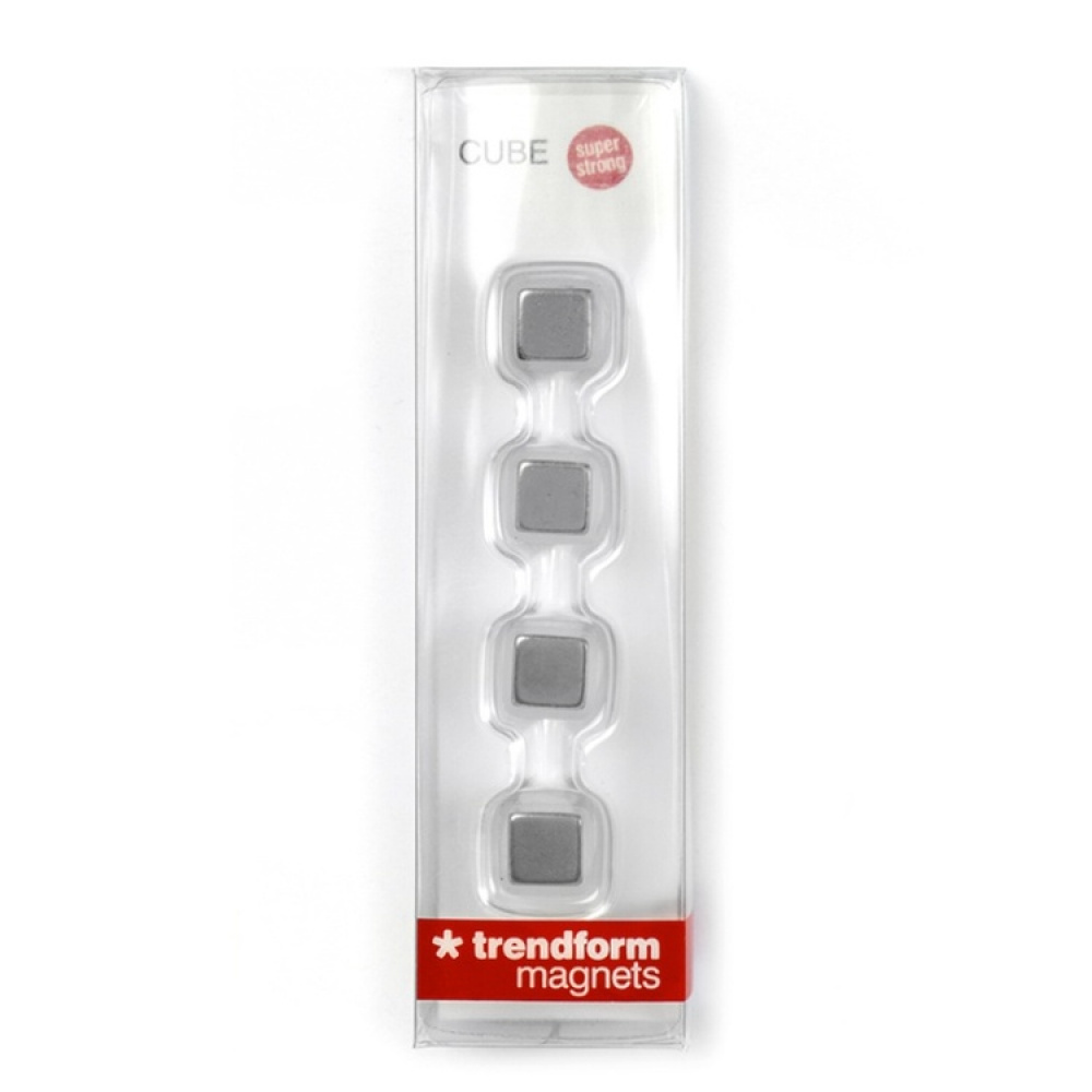 Pieni magneettikuutio 4 kpl, hopea ryhmässä Säilytys / Magnetit ja itsekiinnittyvät / Vahvat magneetit @ SmartaSaker.se (42034)