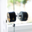 Magneettinen saippuapidike imukupilla