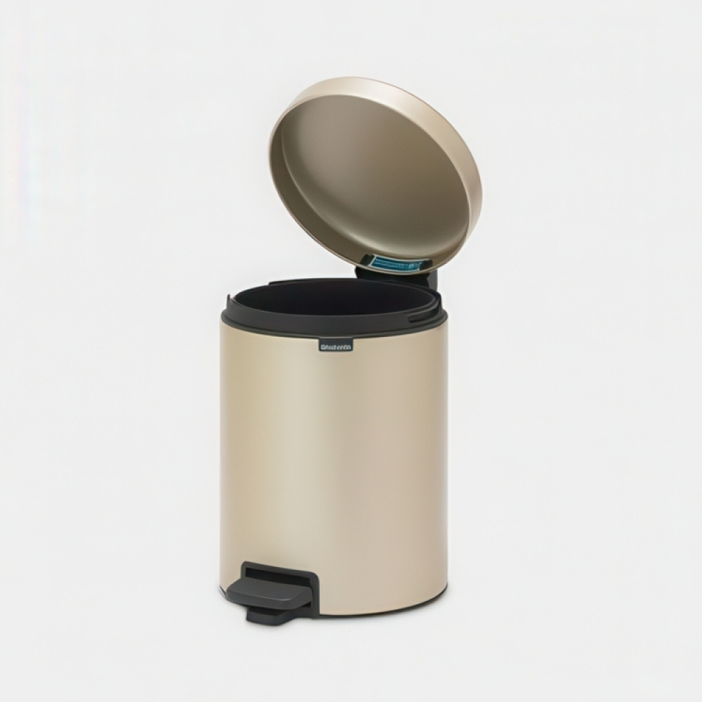 Poljinroska-astia 5L, Brabantia ryhmässä Säilytys / Siivousvarastointi ja jätteiden lajittelu / Jätteiden lajittelu @ SmartaSaker.se (42370)