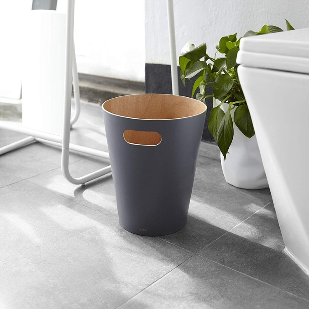 Puinen paperikori 7,5 l, Umbra ryhmässä Säilytys / Siivousvarastointi ja jätteiden lajittelu / Jätteiden lajittelu @ SmartaSaker.se (42376)