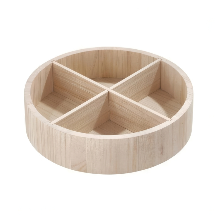 Pyörivä puinen tarjotin jakajilla, 30,5 cm, The Home Edit ryhmässä Säilytys / Keittiön säilytys / Järjestä keittiökaapit / Maustehyllyt @ SmartaSaker.se (42739)