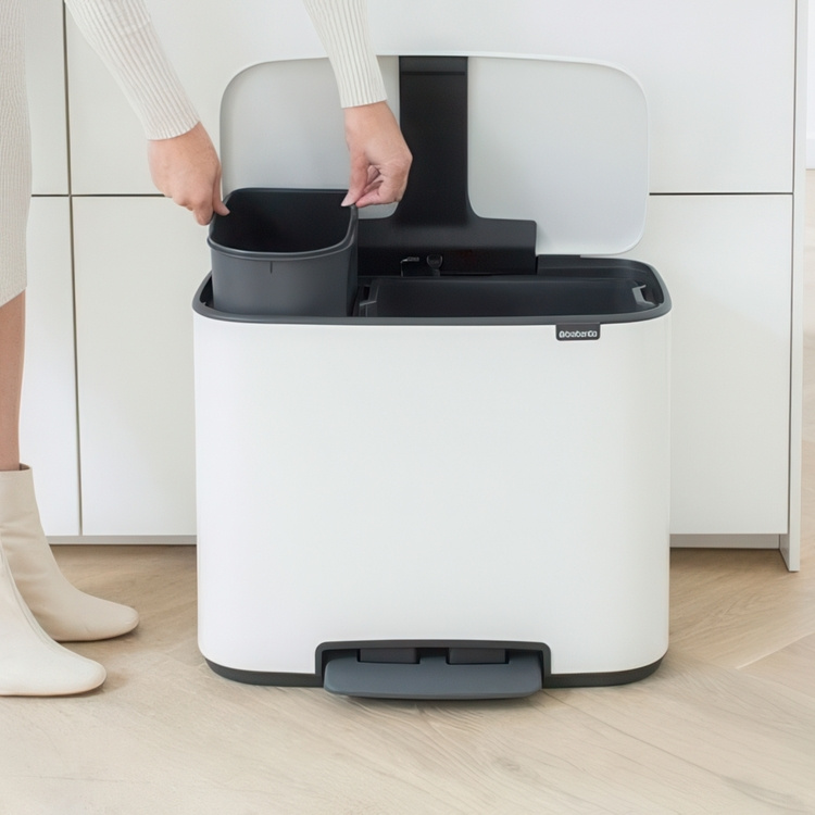 Kierrätysasema 2 lokerolla, Brabantia ryhmässä Säilytys / Siivousvarastointi ja jätteiden lajittelu / Jätteiden lajittelu @ SmartaSaker.se (43257)