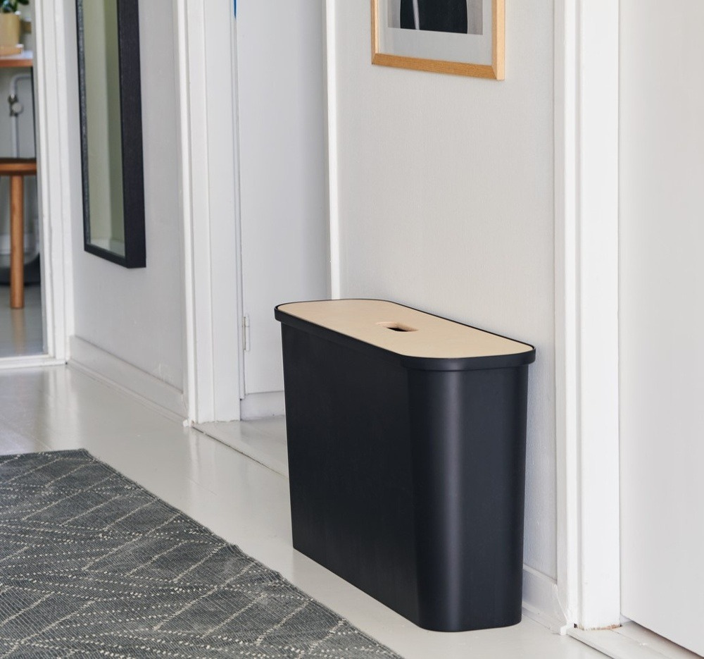 Kapea kierrätysasema kannella ja 2 sisäkkölaatikolla, SmartStore ryhmässä Säilytys / Siivousvarastointi ja jätteiden lajittelu / Jätteiden lajittelu @ SmartaSaker.se (43259)
